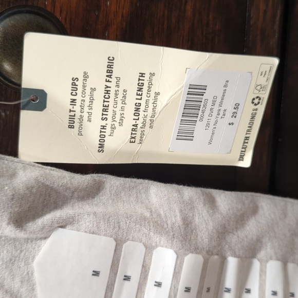 NWT Duluth No-Yank Wireless Built-In Bra Tank - Picture 5 of 6
